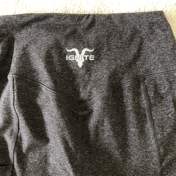 IGNITE ‘Simplicity' Workout Leggings - Picture 8 of 8